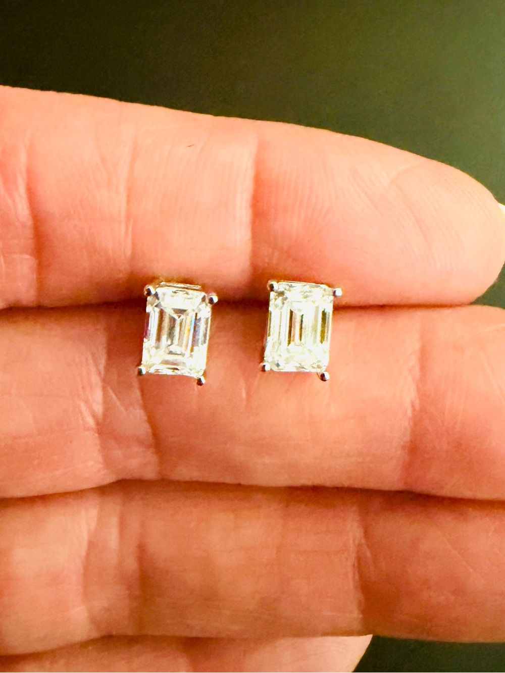 Emerald-Cut 2 ct Moissanite Clear Stone Stud Earrings - Sterling Silver